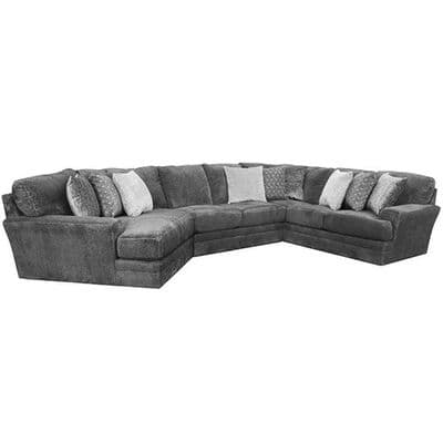 Layout Q: Three Piece Sectional  64" x 164" x 101"